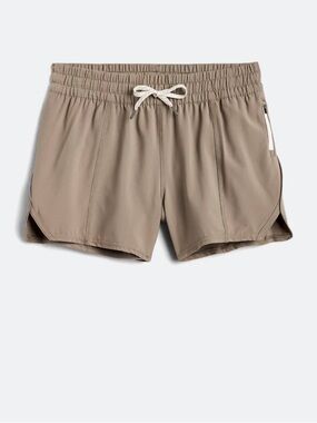 Women's Vuori Clementine Vertical Zipper XS 4” Inseam Shorts in Olive